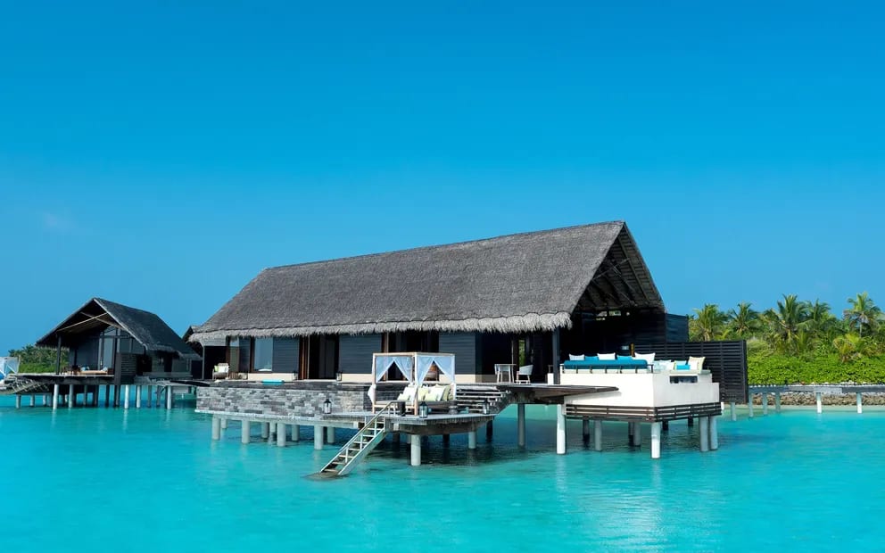 Grand Water Villa with Pool · One bedroom · 133 sqm interior
